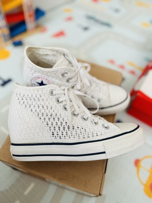 Converse на платформа