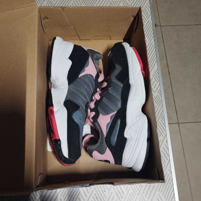 Детски маратонки Adidas 35 1/2