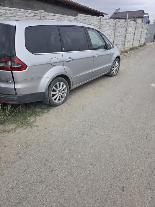 Dezmembrez ford galaxy 2.0 tdci 2010