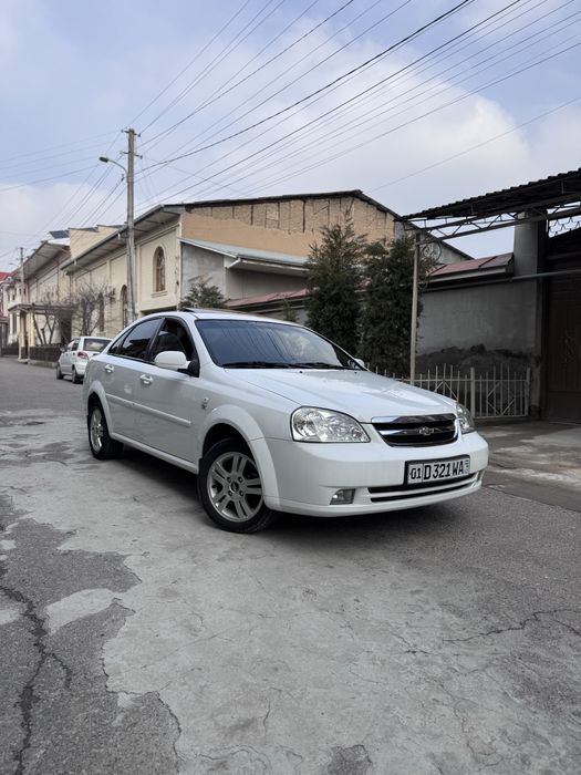 Lasseti 1.6 Avtomat Sotladi Moshina ideall