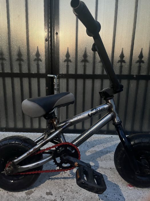 Mini bmx  în stare bună