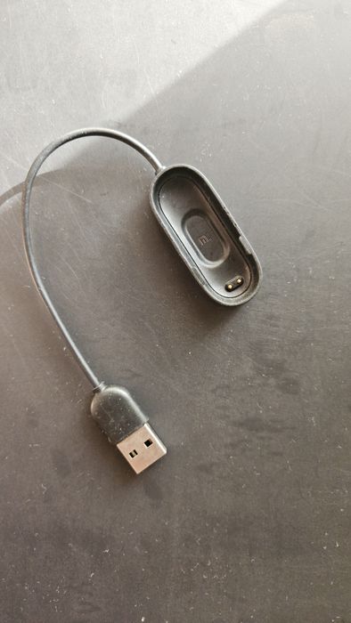 Зарядка mi band 4