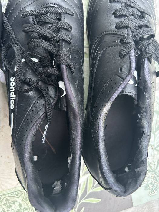 Обувки за футбол