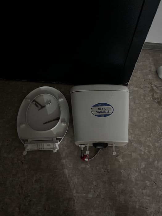 Продам унитаз новый