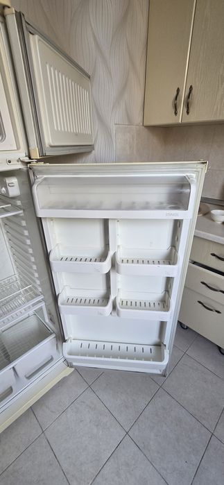 Холодильник STINOL