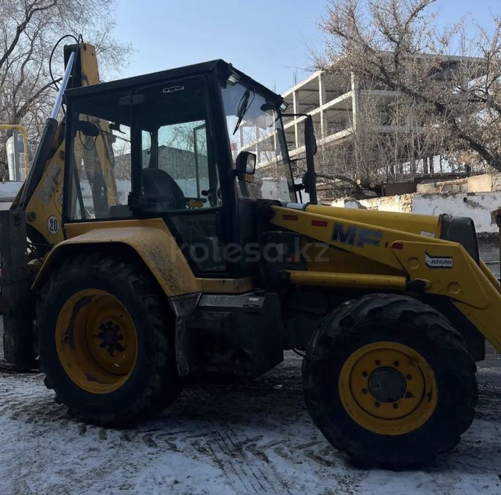 сдаю в аренду эксткаватор 3в1