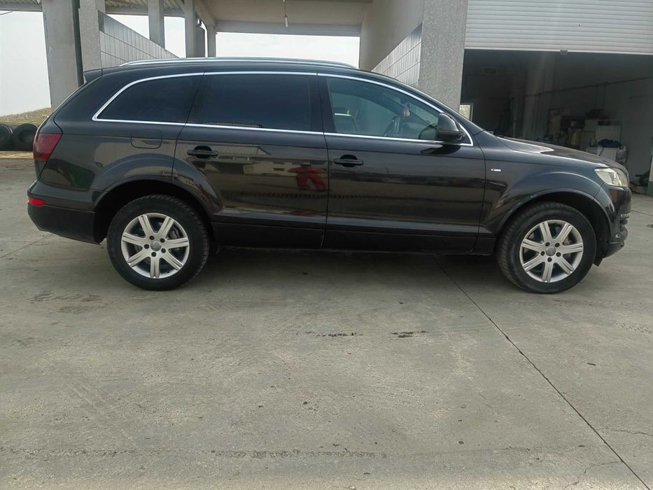 Audi Q7 3.0TDI 233hp