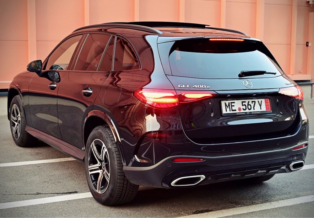 Mercedes-Benz GLC 400e 4MATIC AMG Line 2023 | 381 CP | Digital Light | Head-Up Display | 120 km electric