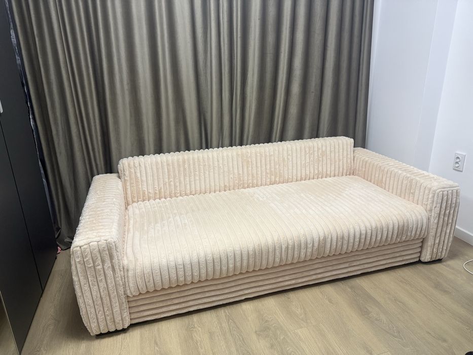 Canapea extensibila 235x105 somon, ca noua impecabila, lada depozitare