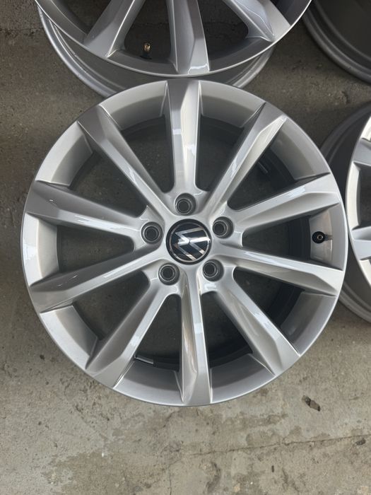 Jante Aliaj Helsinki  17 5x112 Originale Vw Passat b8 Golf 7 8 Touran T-ROC SKODA SEAT