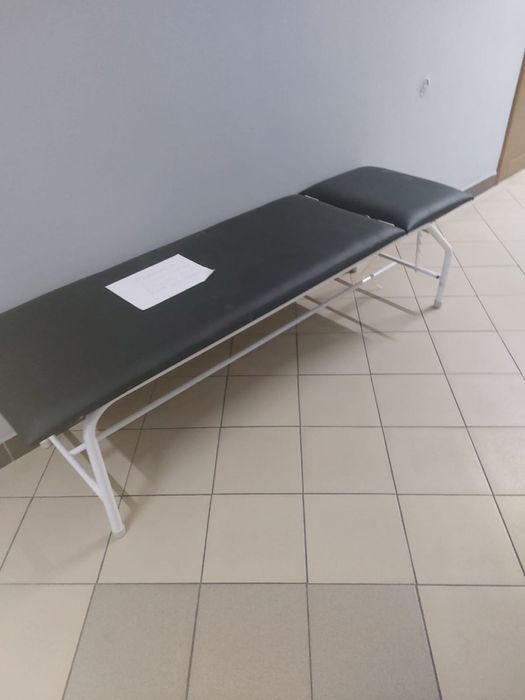 кушетка для клиентов