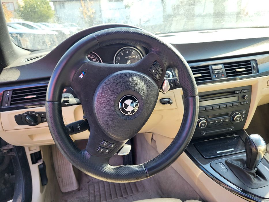 Plansa bord crem cu suporti de pahare bmw e90,e91,e92,e93