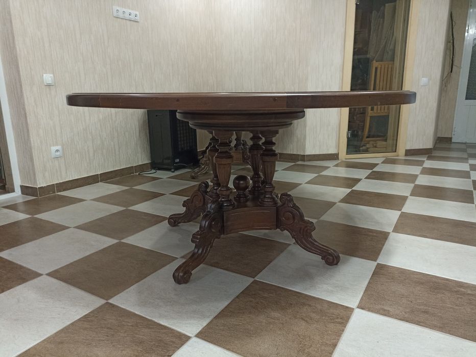 Мебель из массива ореха для гостиной