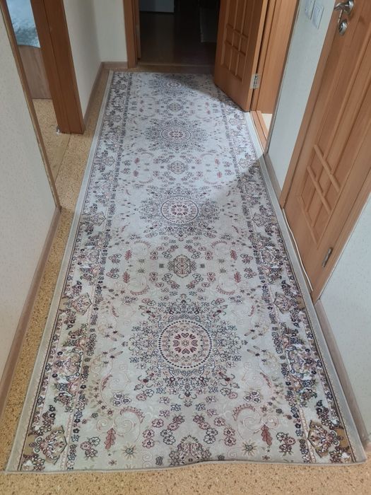 Продам   диван,ковёр