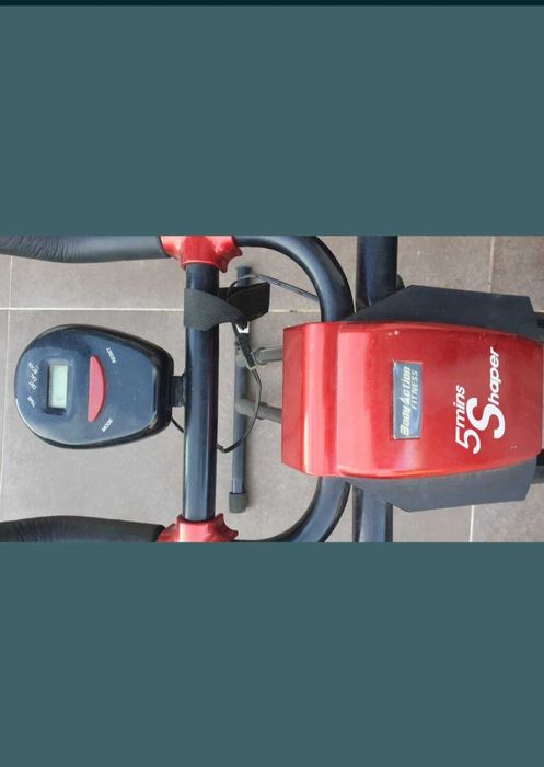 Aparat pentru abdomene Body Actin Fitness