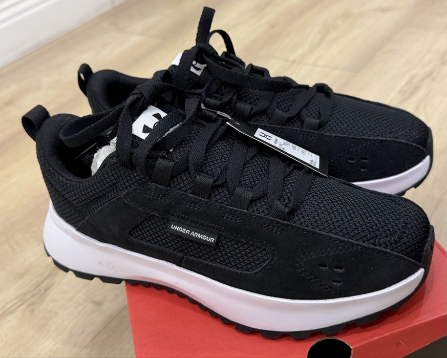 Оригинальные кроссовки Under Armour