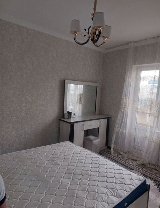 Срочно продаётся 2-комнатная квартира в районе метро Беруний.