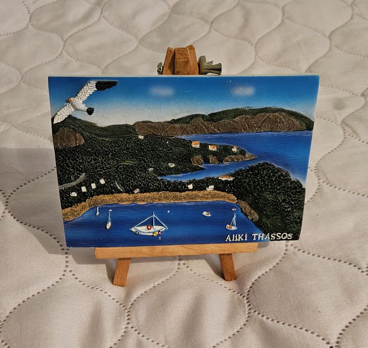 Чинийки и сувенири от България и чужбина