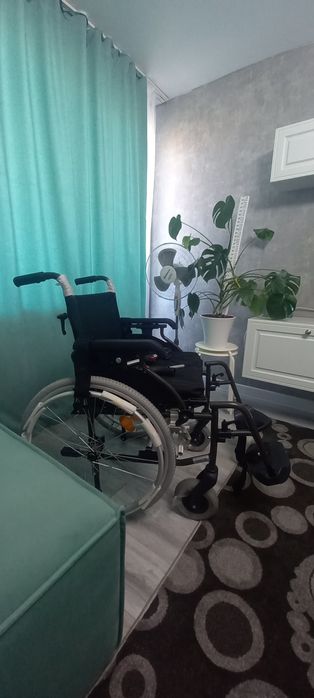 Продам коляску для инвалидов DOS ortopedia Silver 350