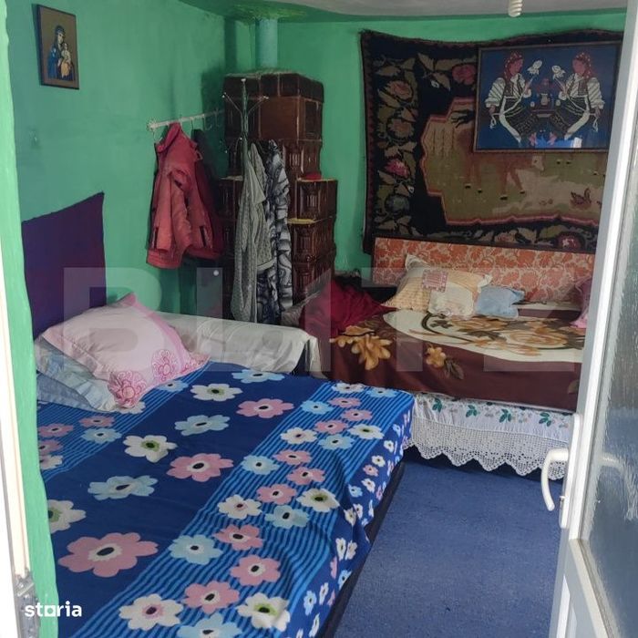Casa individuala, 32 mp, teren 1.700 mp, comuna Plesoi
