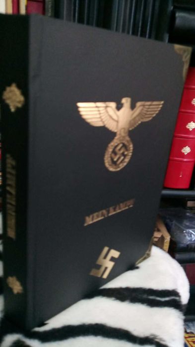 MEIN KAMPF in limba romana 2 volume ed LUX varianta necenzurat AN 1993