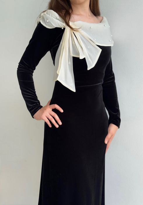 Продам платья новые