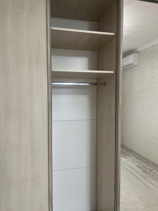 Шкаф 3х дверный с зеркалом