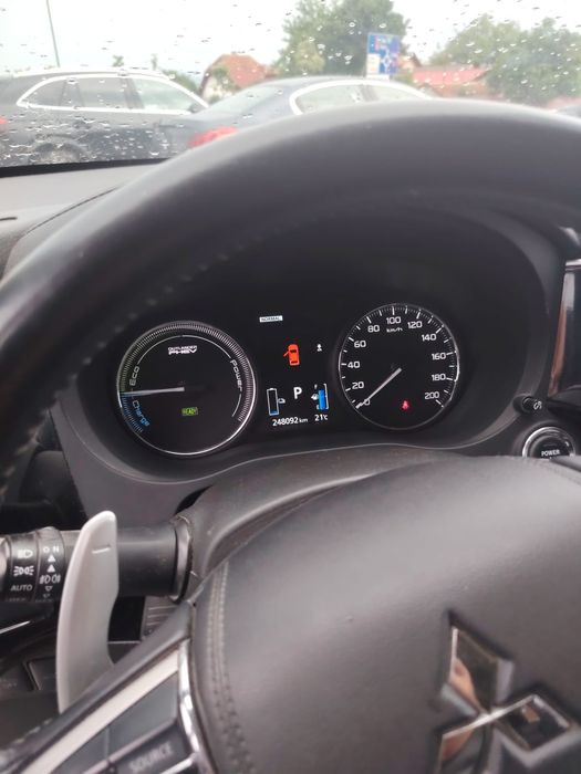 MITSUBISHI Outlander 2016 — imagine 5
