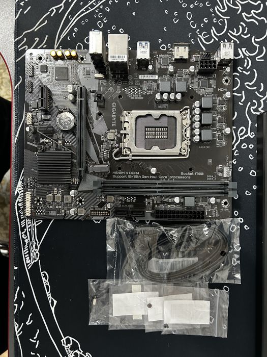 Материнская плата