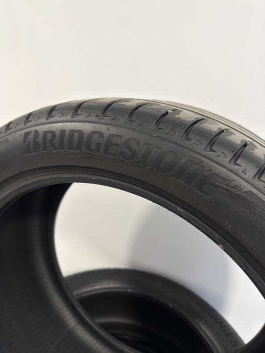 Летни гуми 285/40/21 4бр. Bridgestone и 4бр. Pirelli