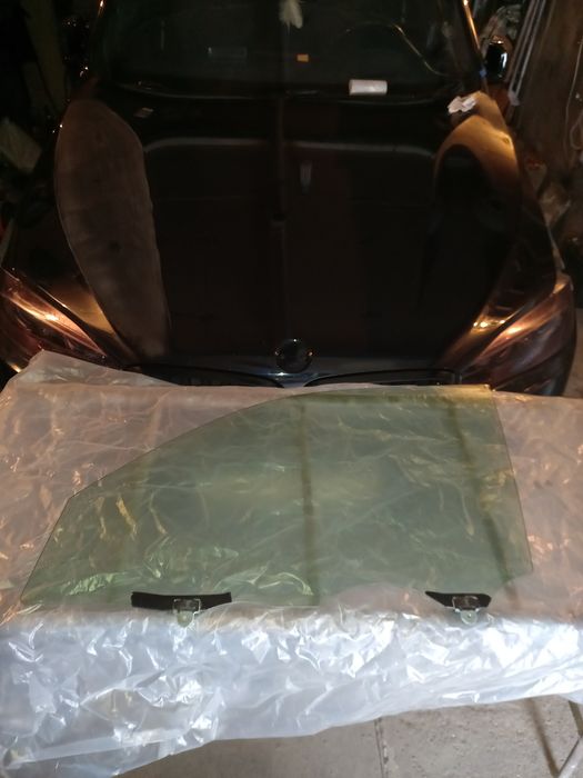 Стекло Тойота прадо 120