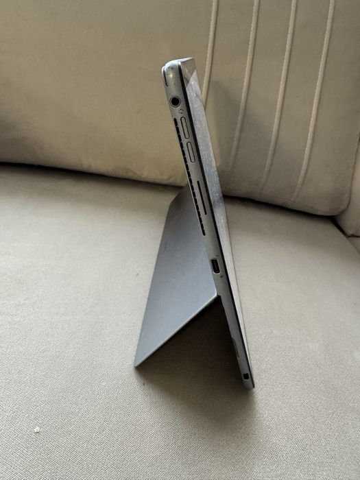 Tableta Dell 7320 Detachable, i5-1140G7, 16GB RAM, 256GB SSD, Pen