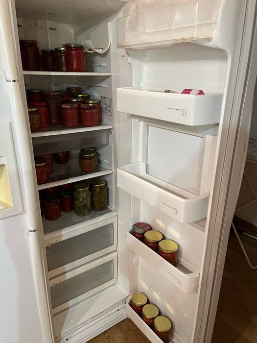 Холодильник Samsung