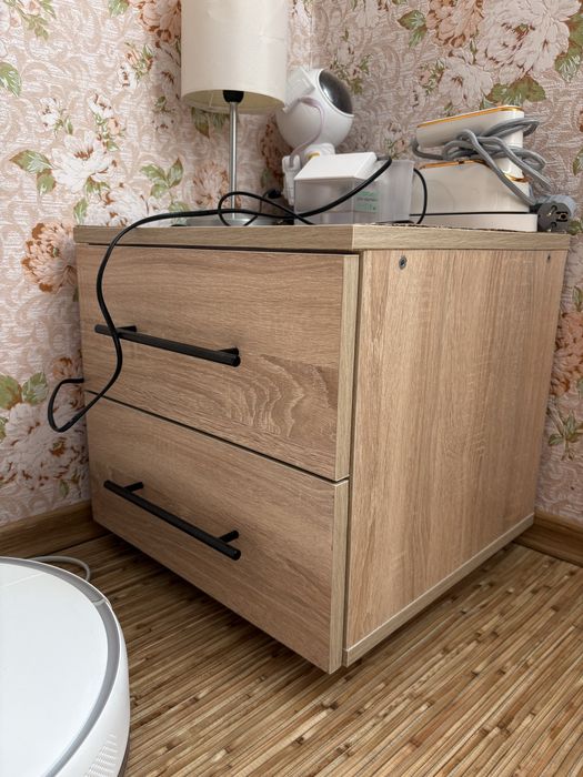 Продам крлвать с тумбочками