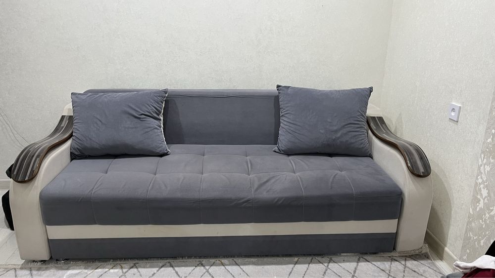 Продается Диван Б/У