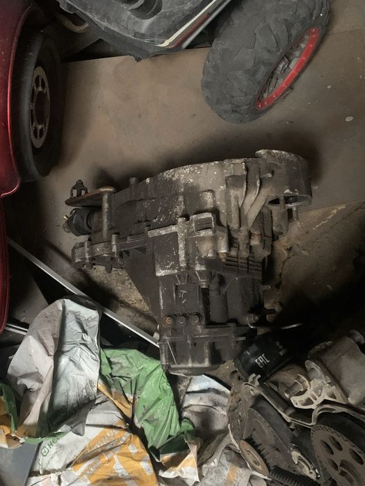 Продам приору на разбор