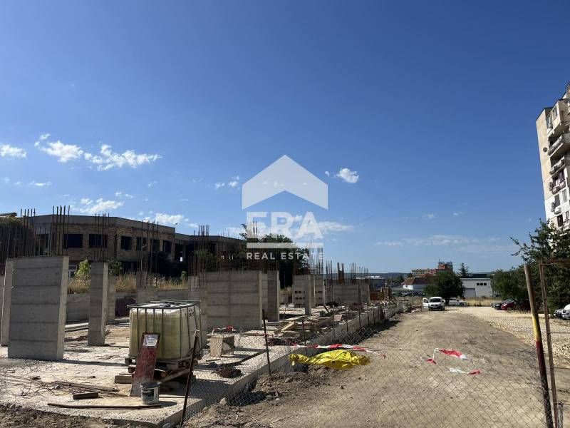 Продава се Двустаен апартамент в Варна, Кайсиева градина - 49 кв.м за 1549 €/кв.м - Снимка #4