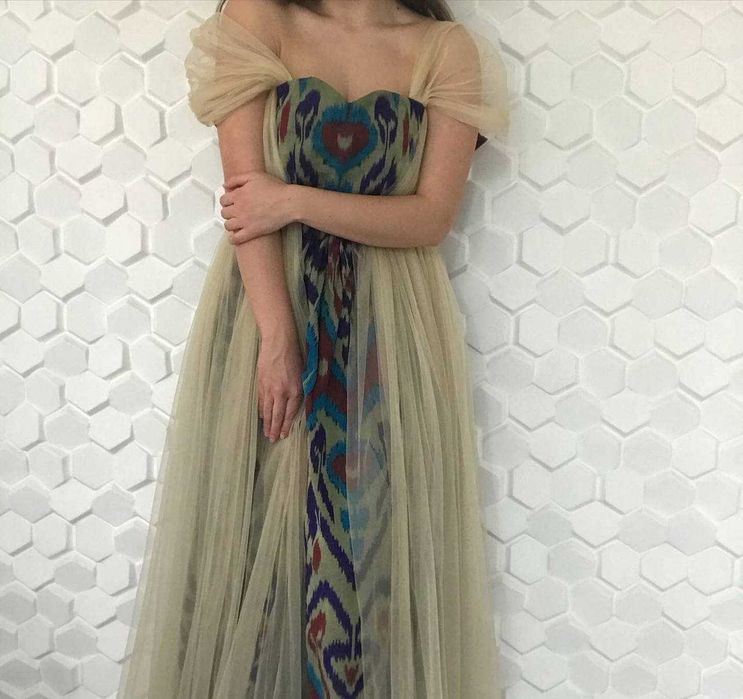 Вечернее платье в пол, размер S