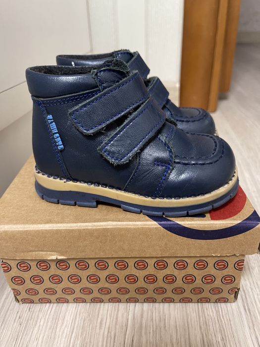 Детские ботинки осень