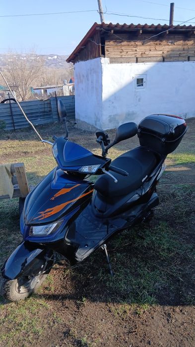 скутер/м м8 2024