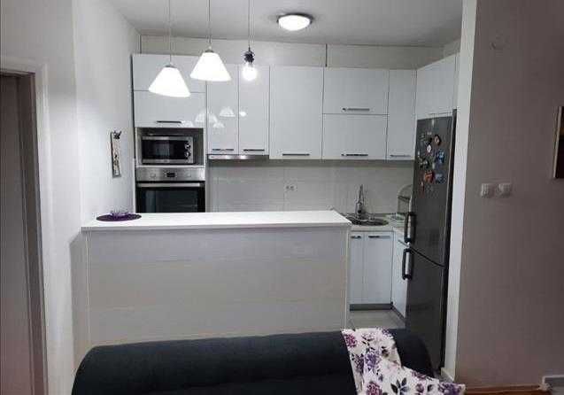 Продава се Тристаен апартамент в Бургас, Братя Миладинови - 96 кв.м за 1236 €/кв.м - Снимка #8