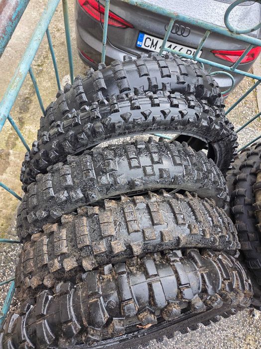 Гуми за мотор Х грип, супер софт и др