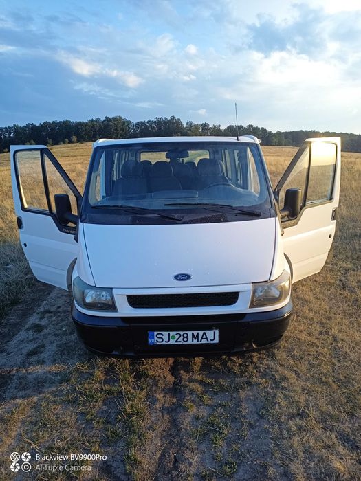 Vând Ford Transit