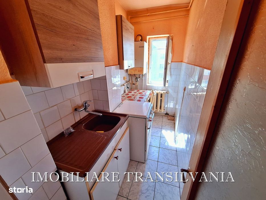 Garsoniera decomandata, zona Sens, str. Sg. Maj. O . Popa