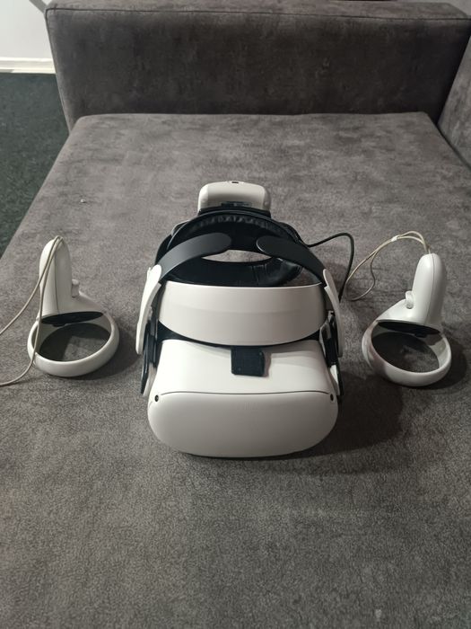 Oculus Quest 2 шлем виртуальной реальности