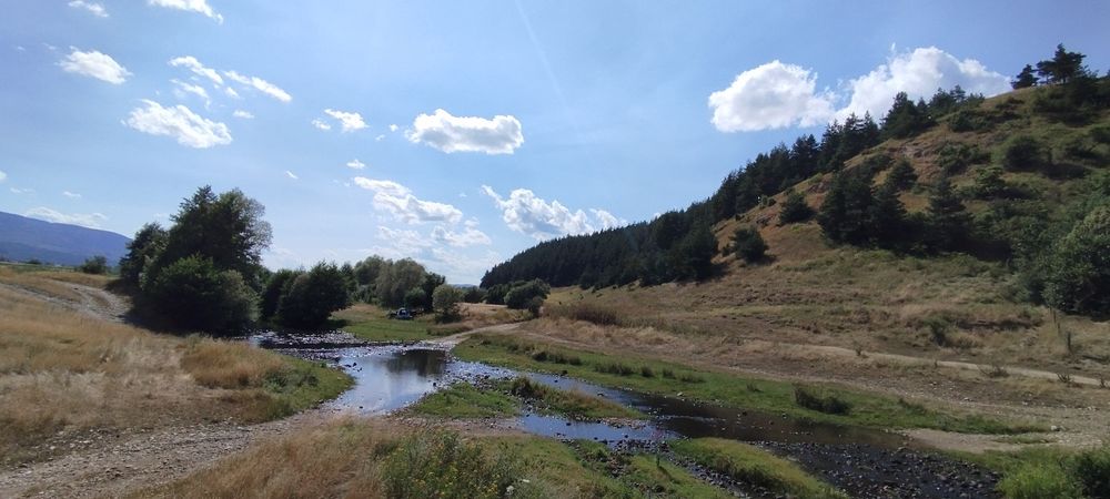 Къща, вила с парцел и втора постройка в с.Райово