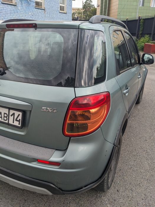 Suzuki SX4 2011 хетчбэк