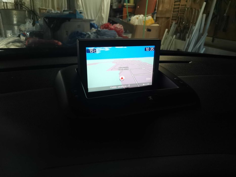 Пежо 3008 хибрид всички, екстри батерия държи много запазен автомобил.