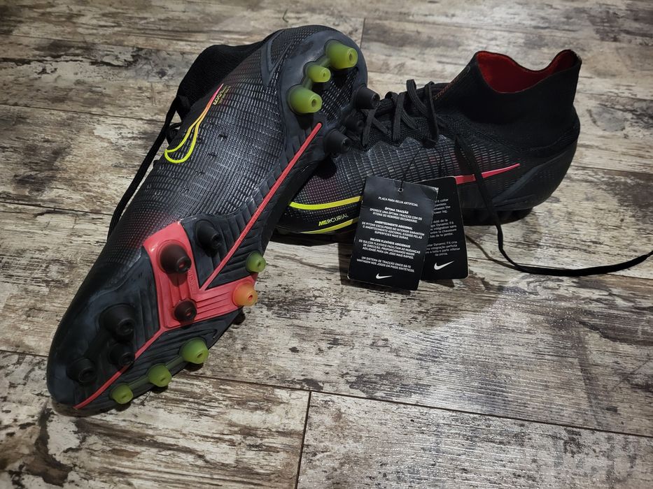 Ghete Adidas  Fotbal