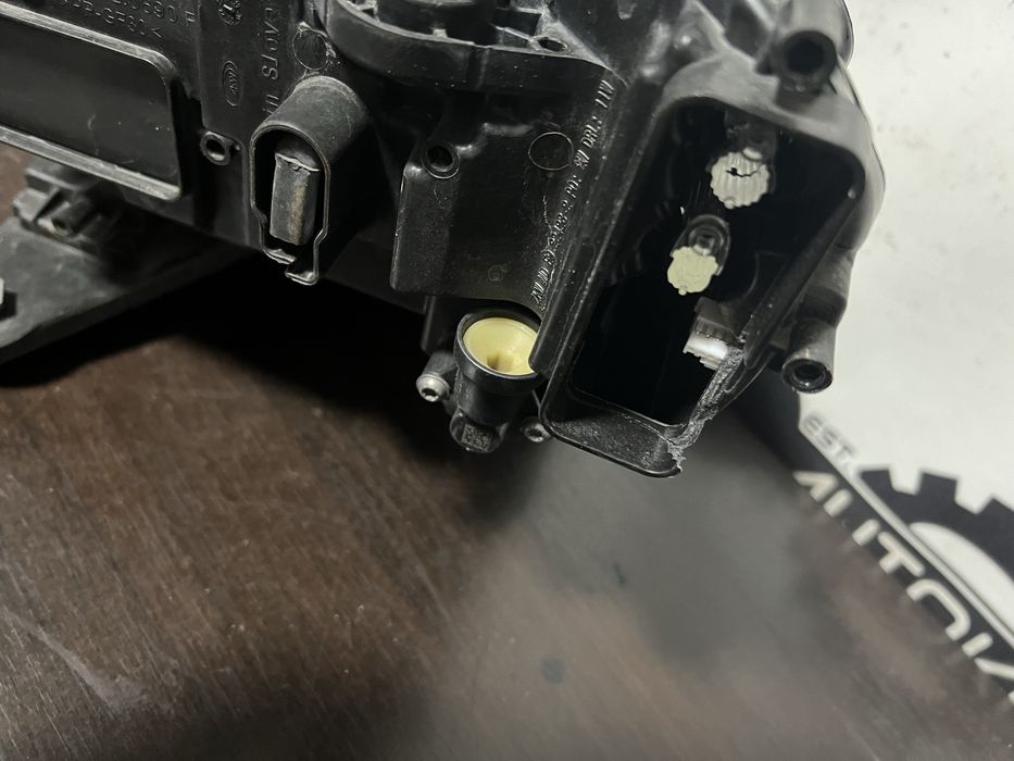 Far dreapta full led fara matrix Skoda Superb 3 Facelift an de la 2019